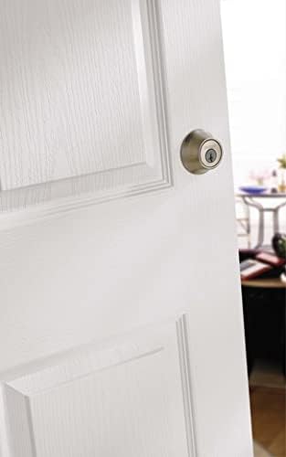 Lock your door with the Kwikset 2-CYL deadbolt